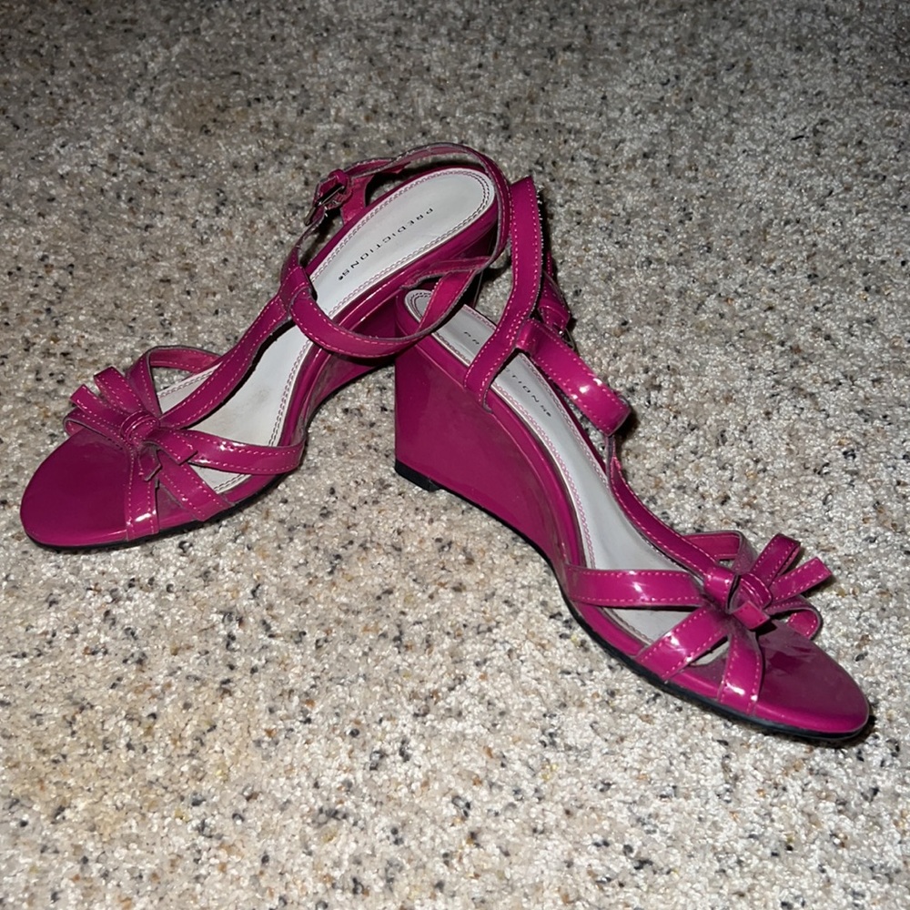 Plum wedges